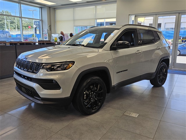 2026 Jeep Compass Latitude Altitude photo 3