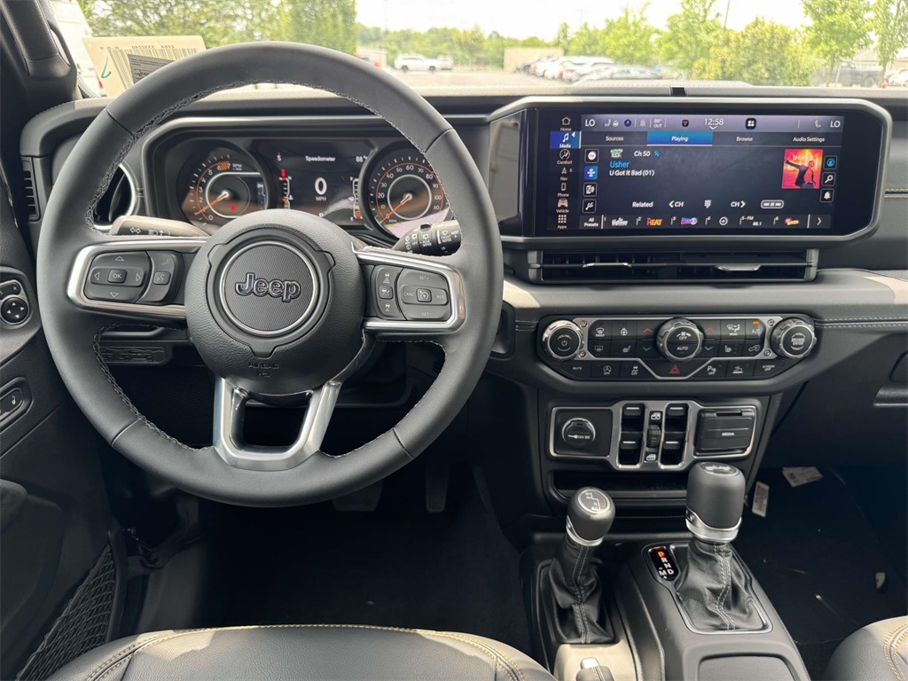 2025 Jeep Wrangler Sahara photo 16