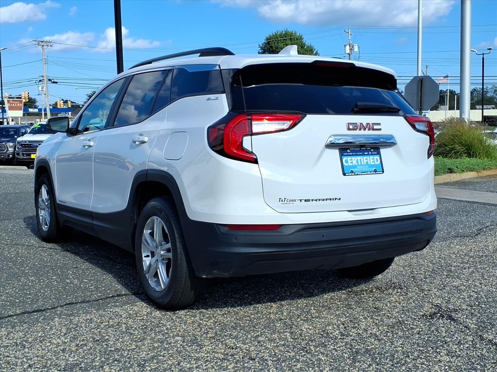 2022 Gmc Terrain SLE photo 4