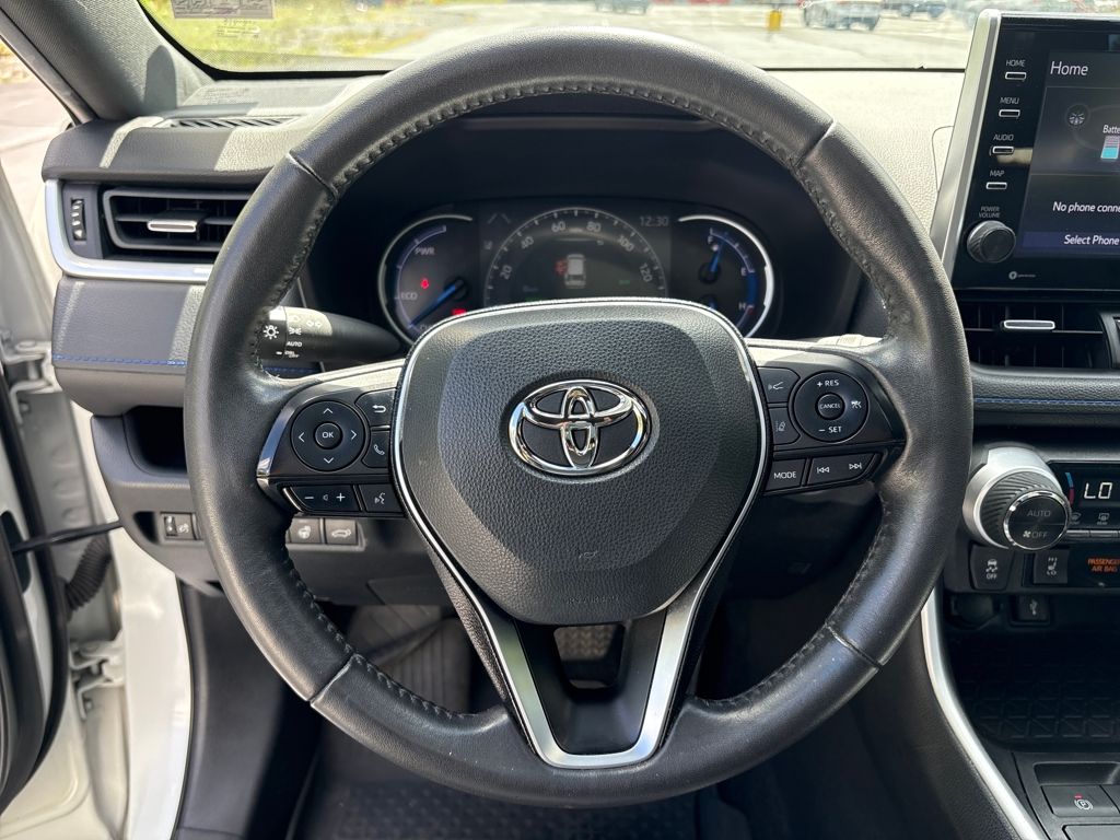 2022 Toyota RAV4 Hybrid XSE photo 14