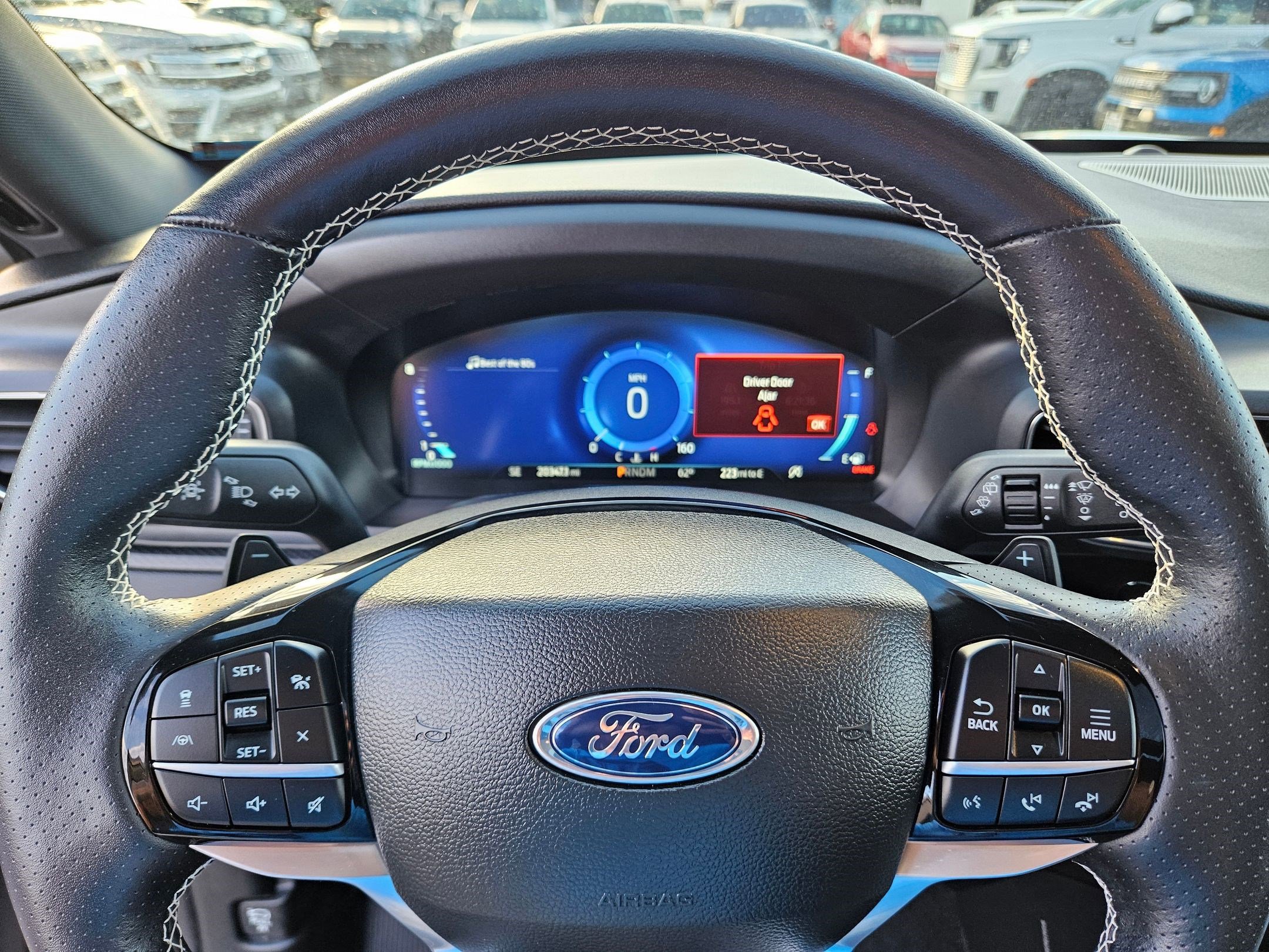 2023 Ford Explorer ST photo 18