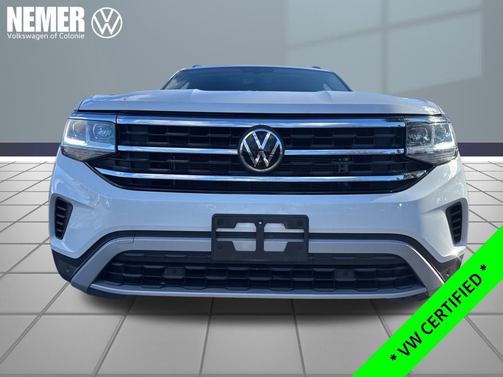 2022 Volkswagen Atlas V6 SE Technology photo 2