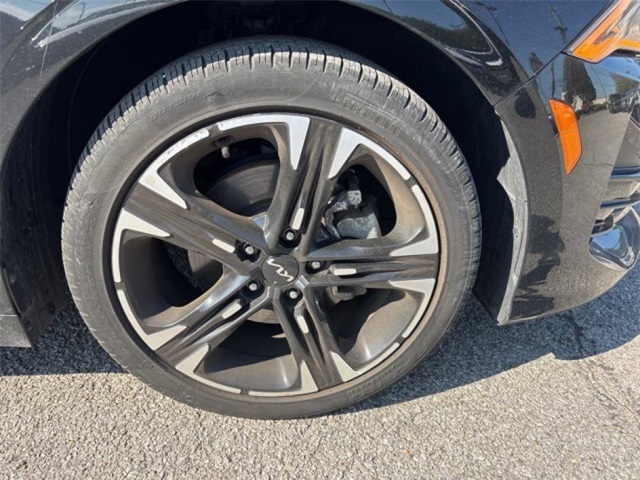 2023 Kia K5 GT-Line photo 6