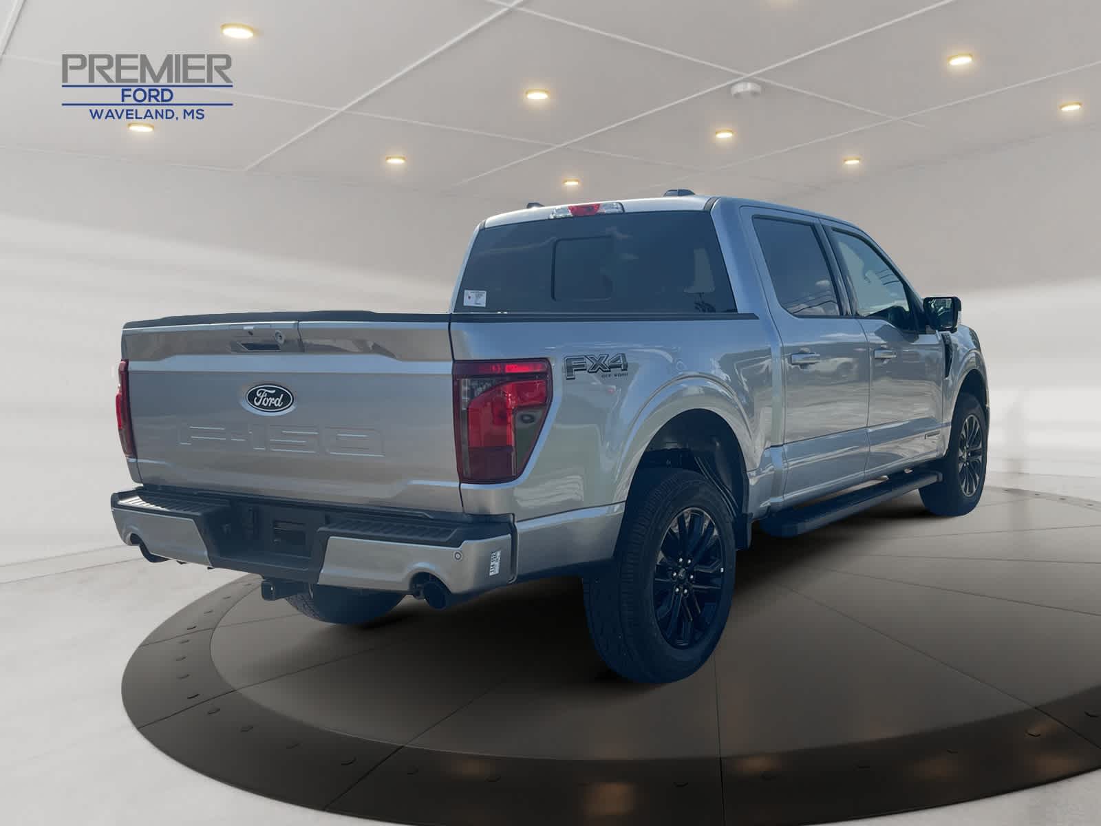 2025 Ford F-150 XLT photo 3