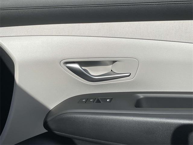 2025 Hyundai Tucson Hybrid SEL Convenience photo 10