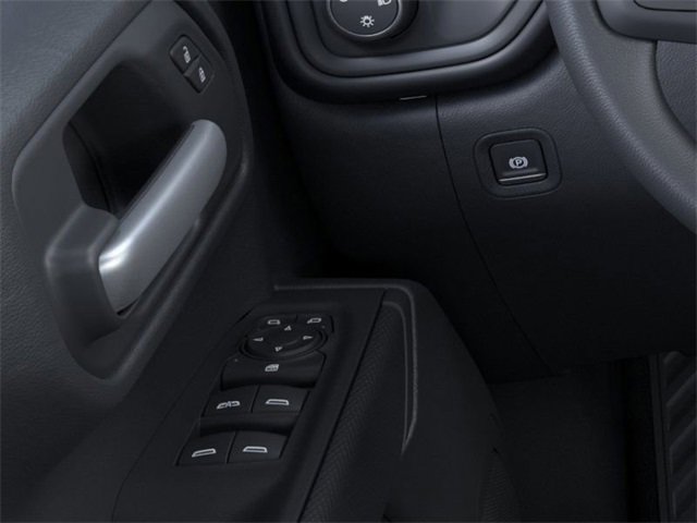 2026 Chevrolet Silverado Custom photo 20