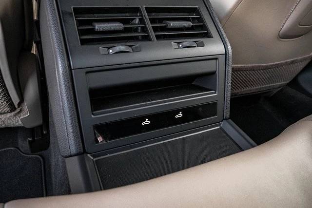 2025 Porsche Panamera 4 photo 30