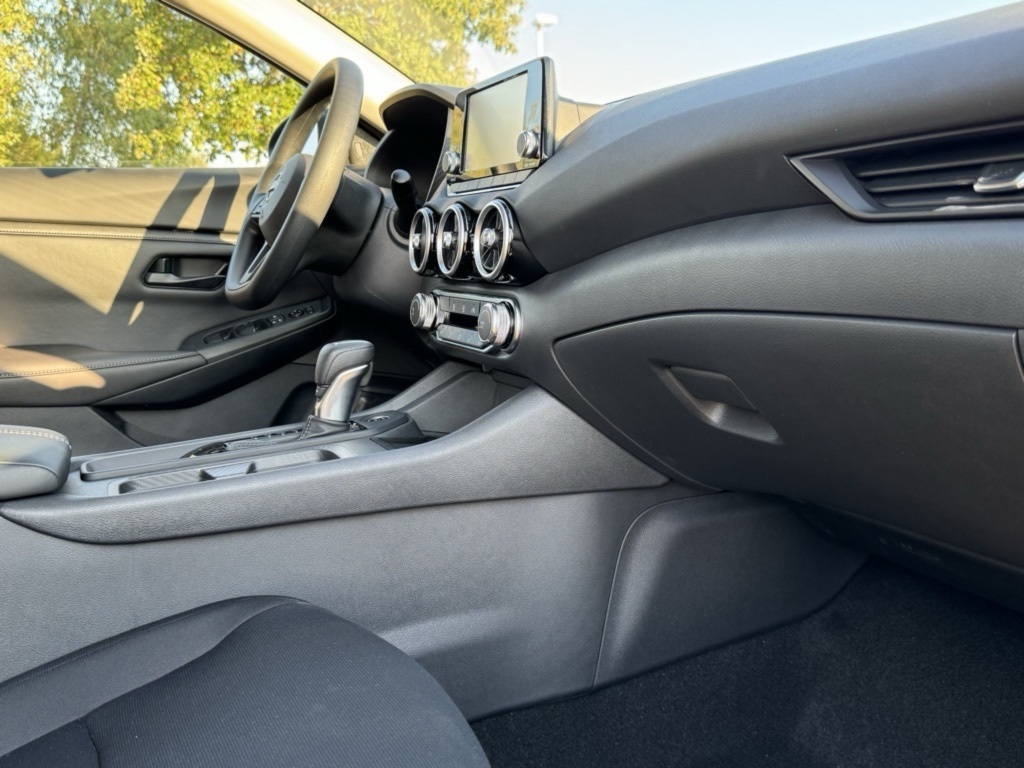 2025 Nissan Sentra S photo 22
