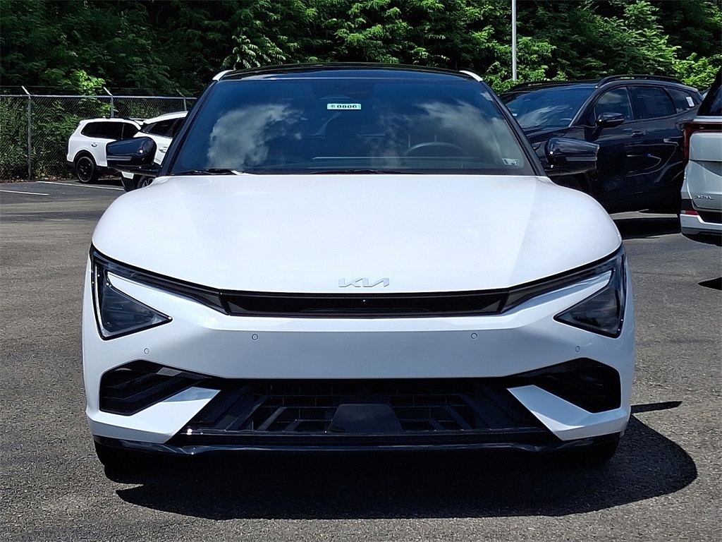 2025 Kia EV6 GT-Line photo 2