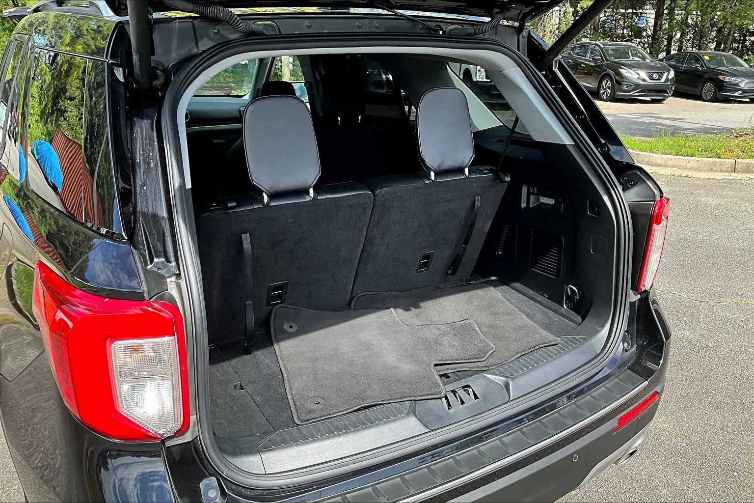 2024 Ford Explorer Limited photo 28