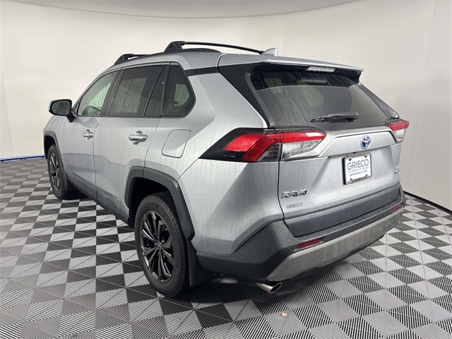 2023 Toyota RAV4 Hybrid Limited photo 4