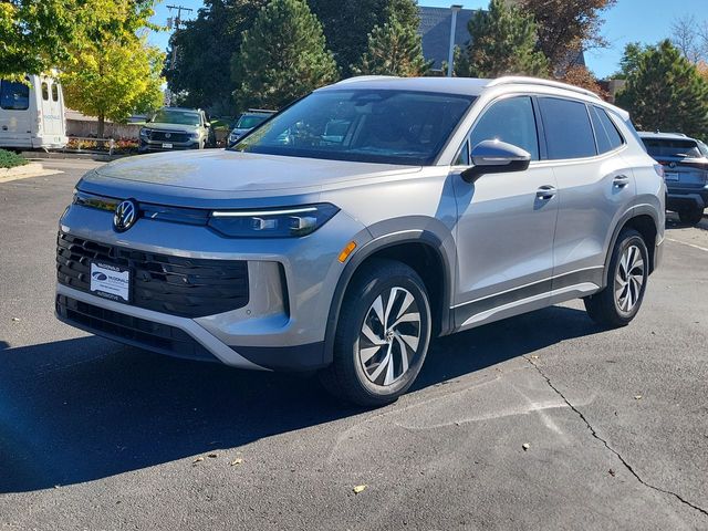 2025 Volkswagen Tiguan S's photo