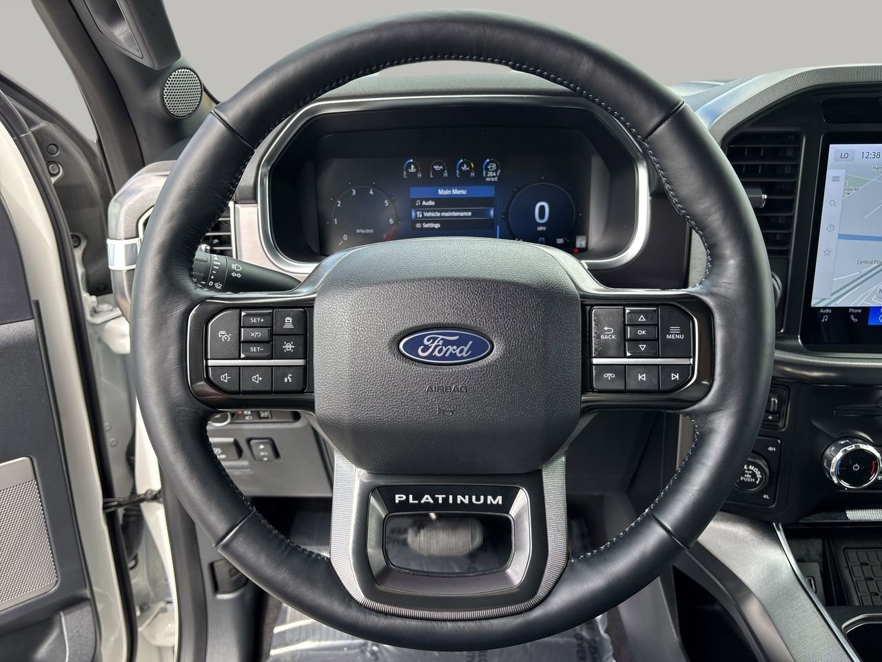 2024 Ford F-150 Platinum photo 28