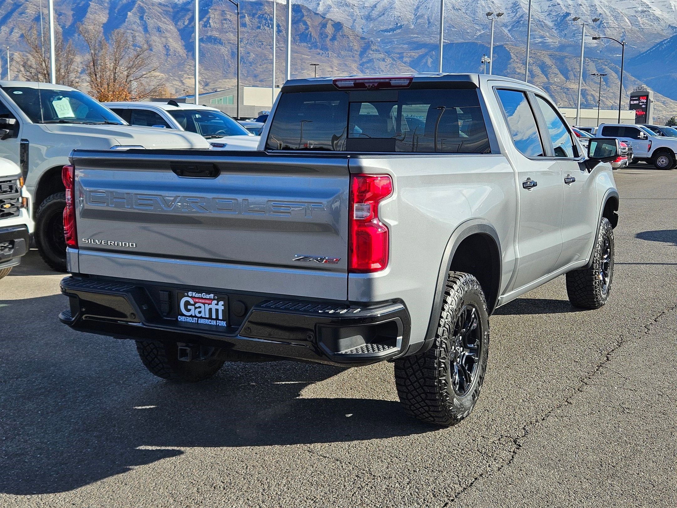 2023 Chevrolet Silverado 1500 ZR2 photo 3