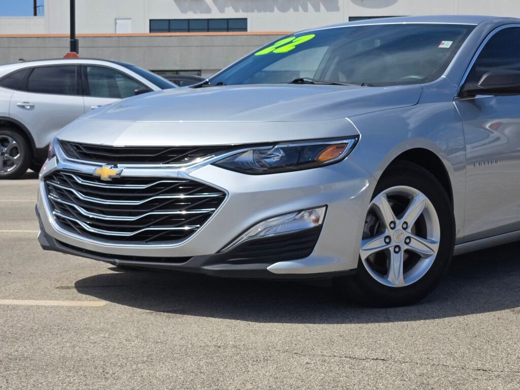 Certified 2022 Chevrolet Malibu 1FL with VIN 1G1ZC5ST2NF155505 for sale in Melrose Park, IL