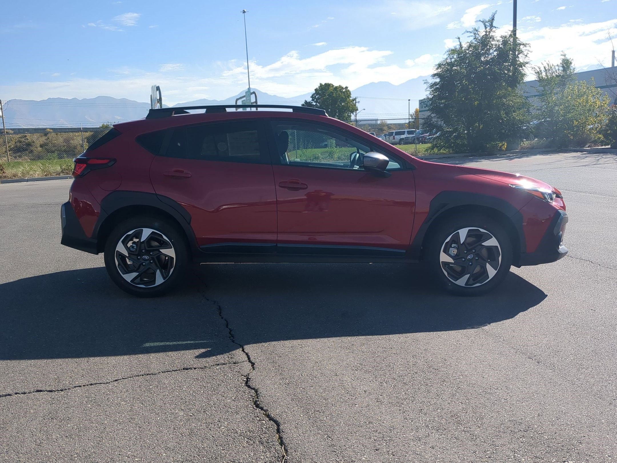 2025 Subaru Crosstrek Limited photo 2