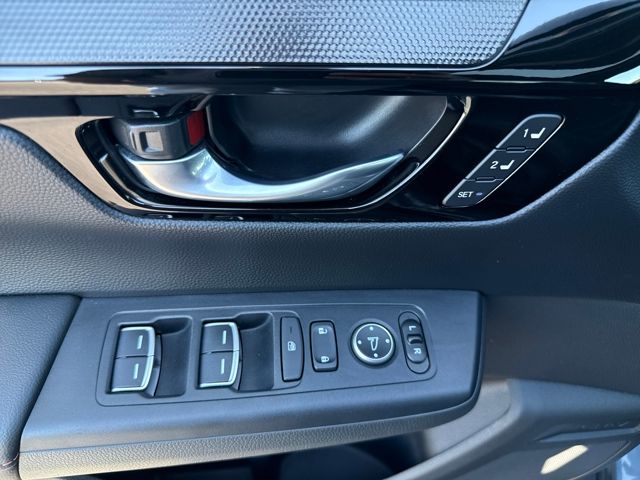 2023 Honda CR-V Hybrid Sport Touring photo 9
