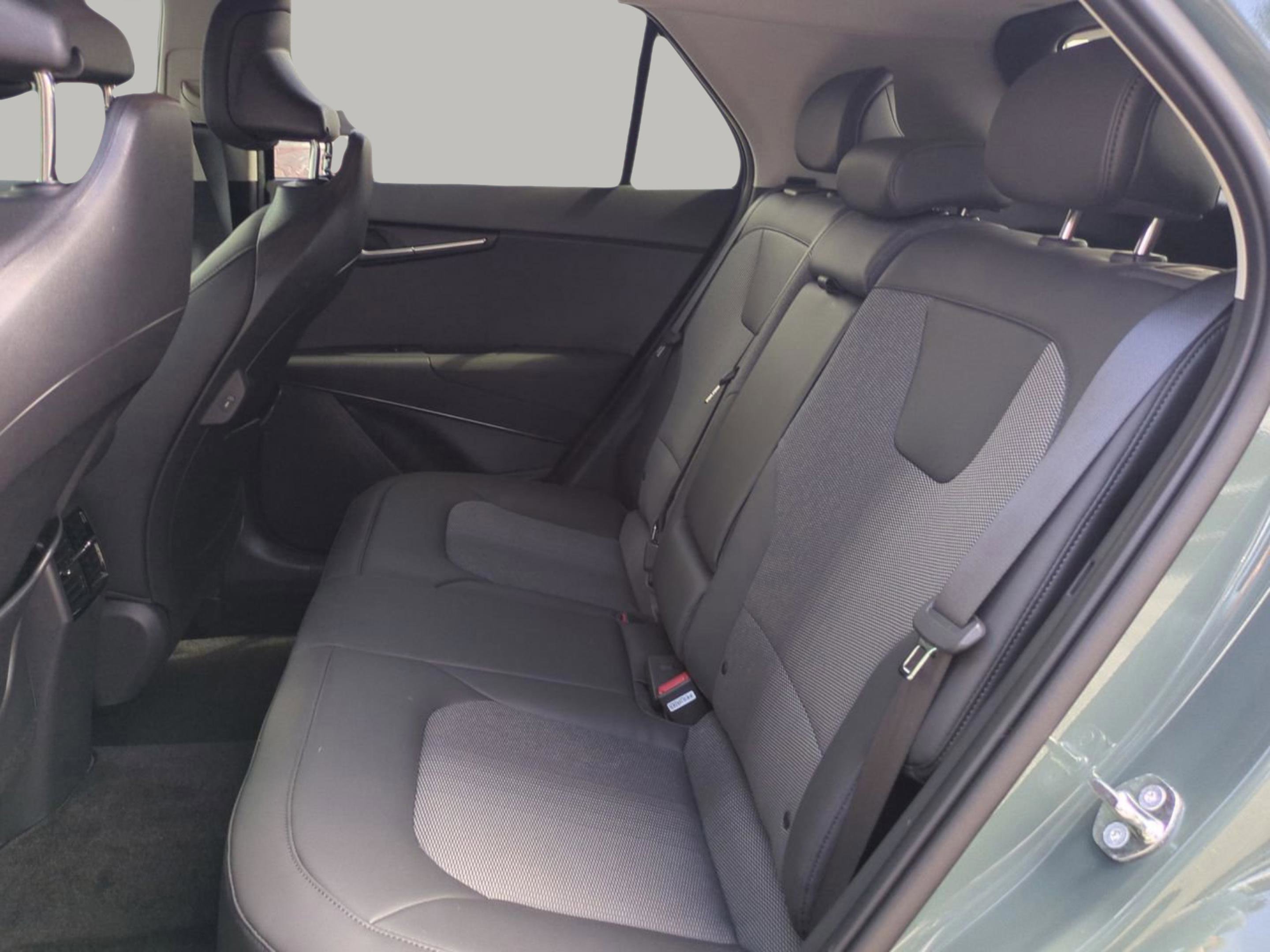 2023 Kia Niro EX photo 13
