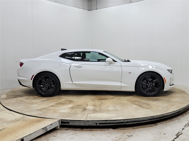 2021 Chevrolet Camaro 1LT photo 4