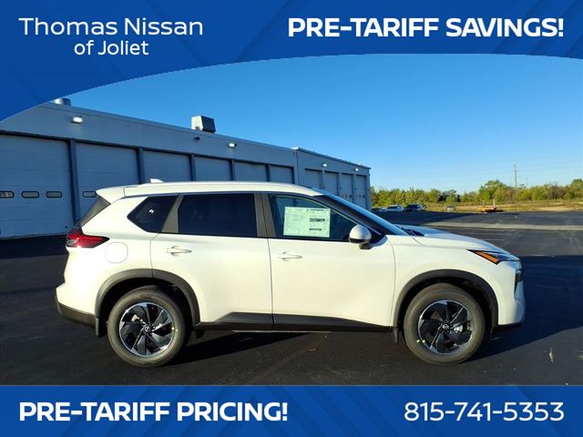 2026 Nissan Rogue SV photo 2