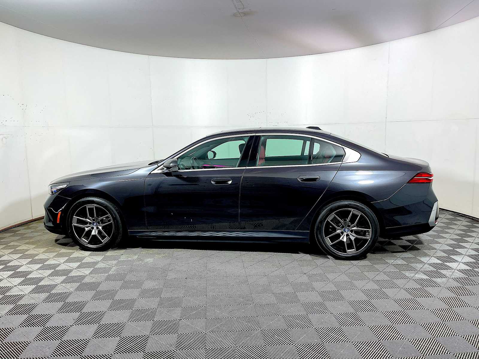 2025 Bmw i5 xDrive40 photo 2
