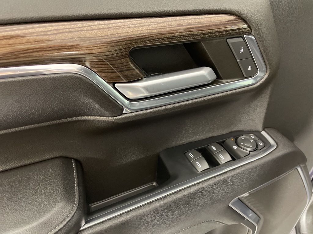 2023 Chevrolet Silverado 1500 RST photo 15