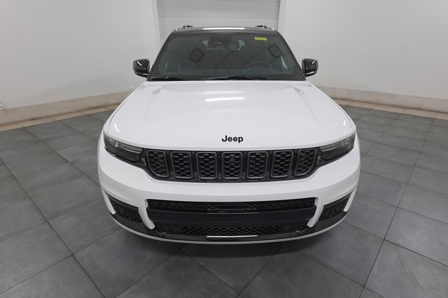 2025 Jeep Grand Cherokee L Summit Reserve photo 2