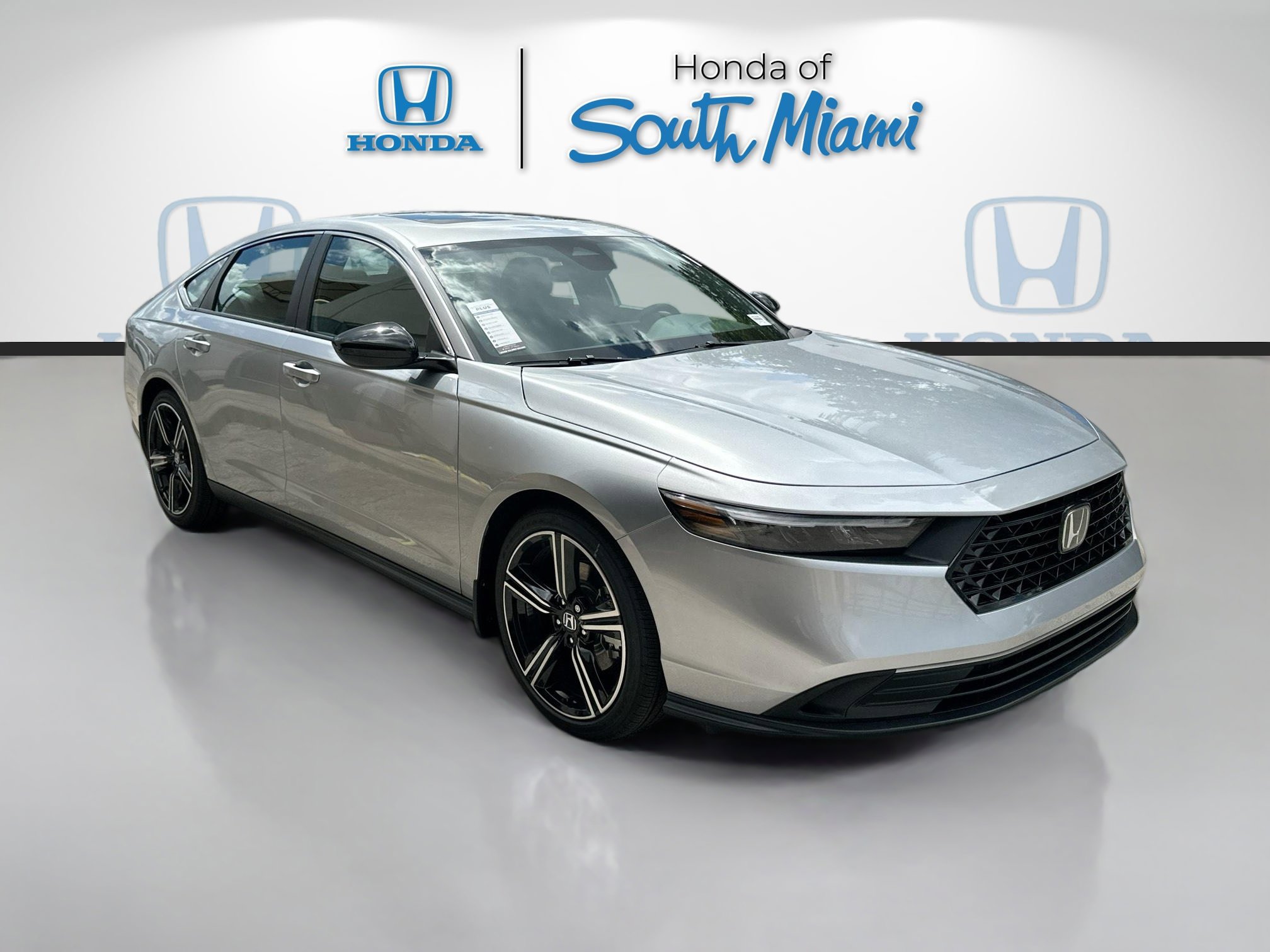 2025 Honda Accord Hybrid Sport's photo