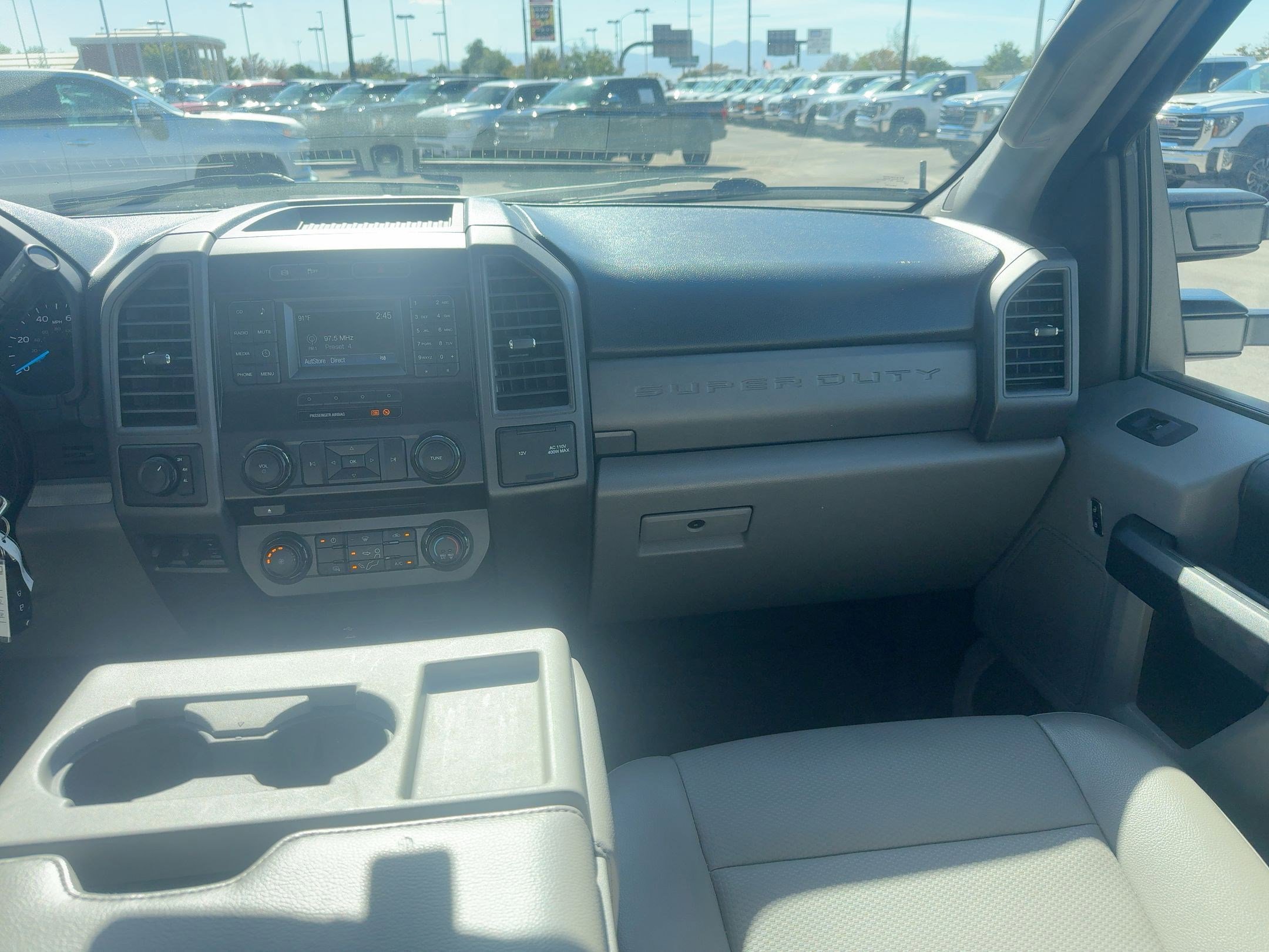 2017 Ford F-350 XL photo 18