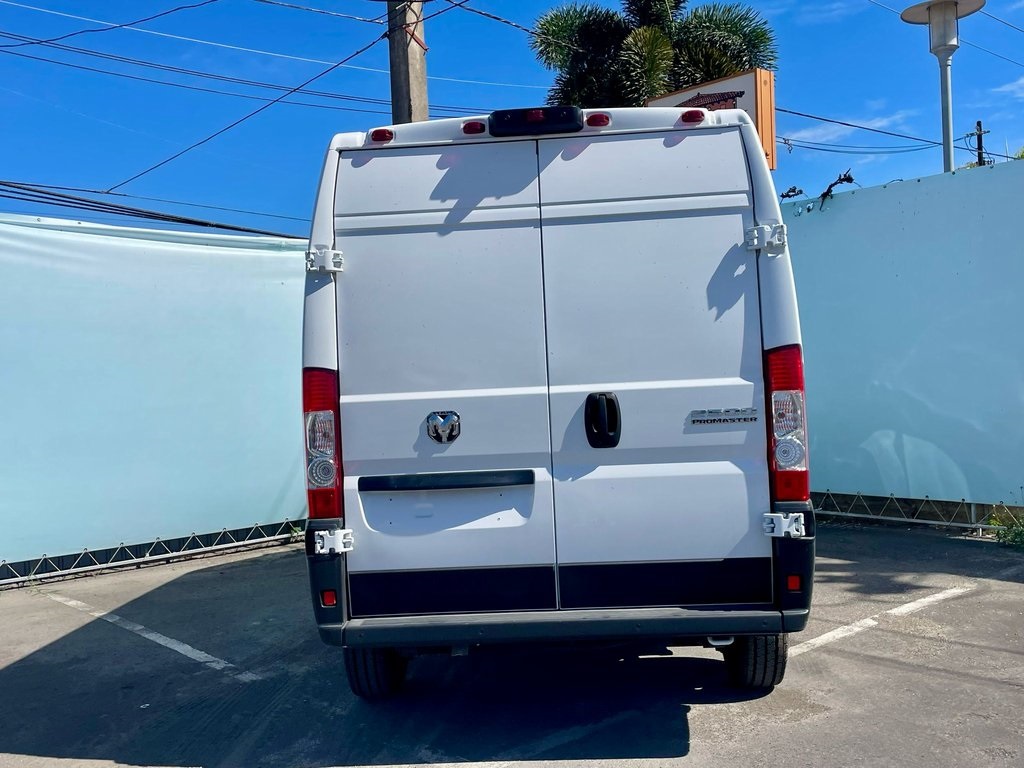 2024 Ram ProMaster 2500 Cargo Van photo 4