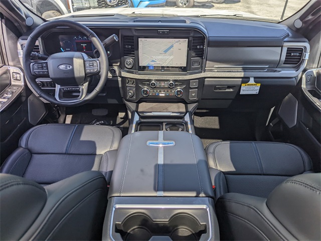 2025 Ford F-250 Platinum photo 9