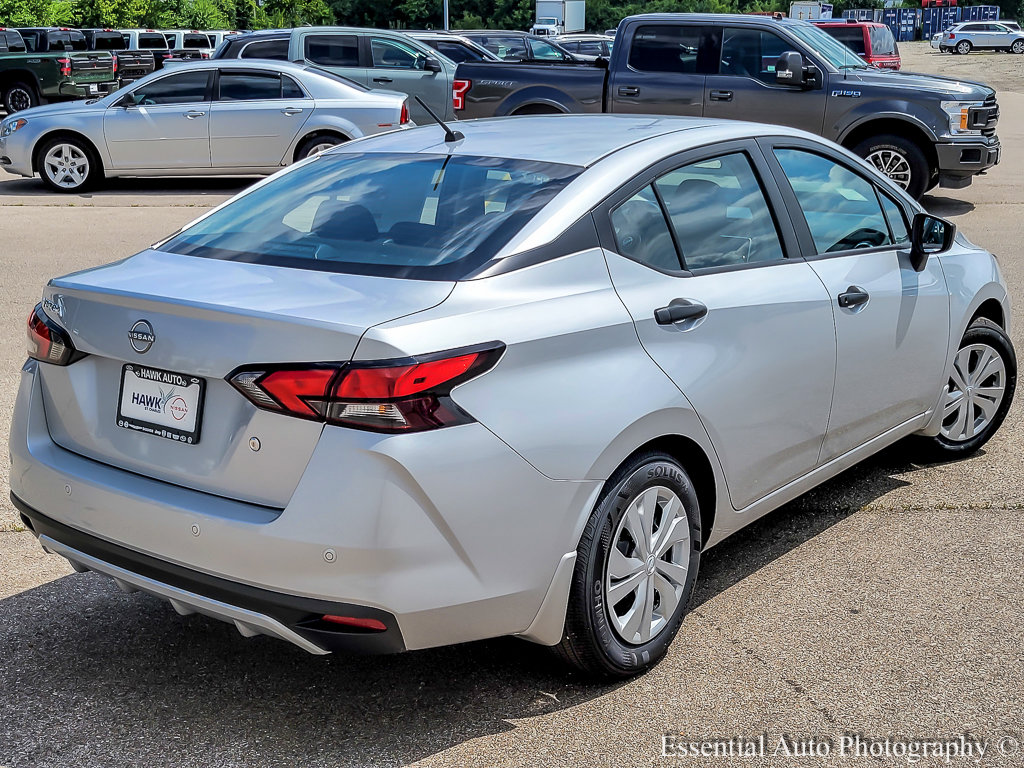 2025 Nissan Versa S photo 7