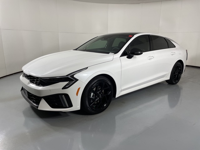 2026 Kia K5 GT-Line photo 4
