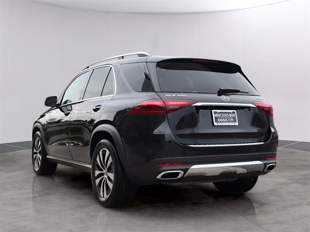 2025 Mercedes Benz GLE 450 4MATIC photo 4