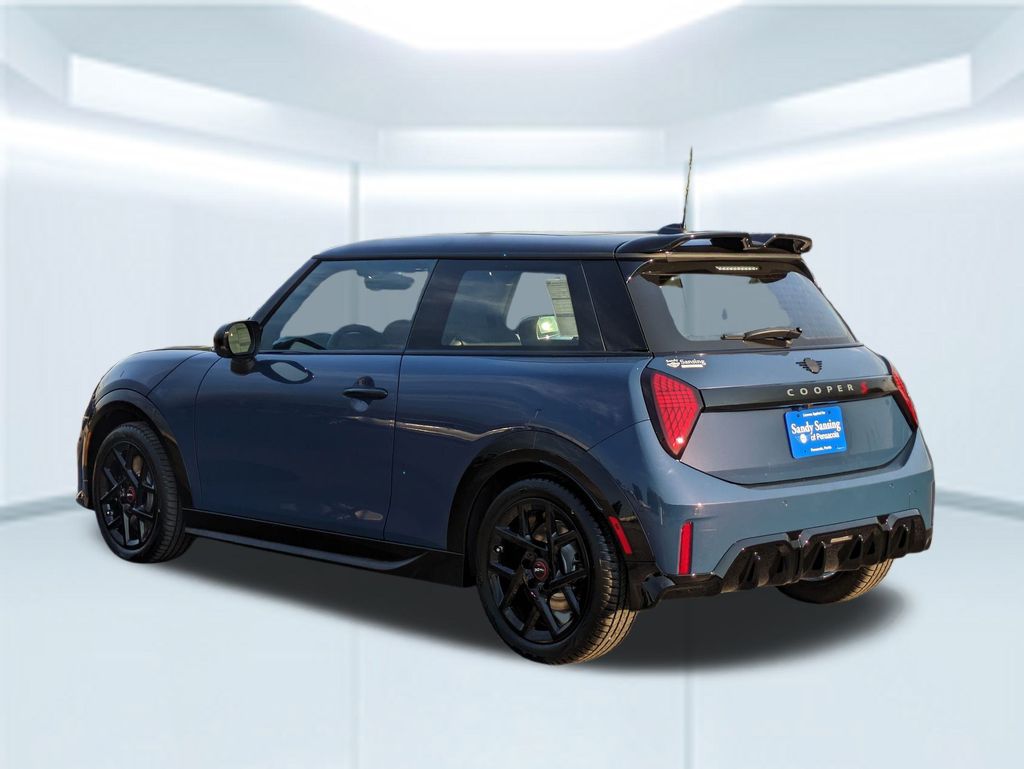 2026 Mini Cooper 2 Door Hardtop Iconic photo 2