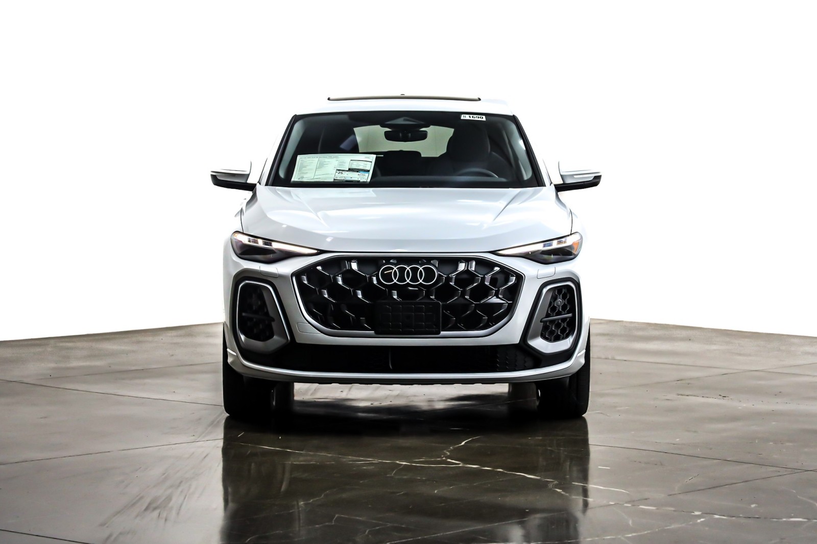 2025 Audi Q5 Sportback Premium Plus TFSI photo 2