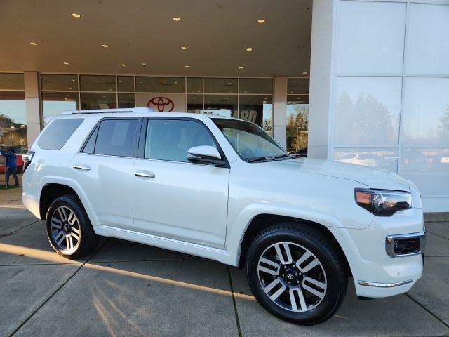 2022 Toyota 4Runner Limited's photo