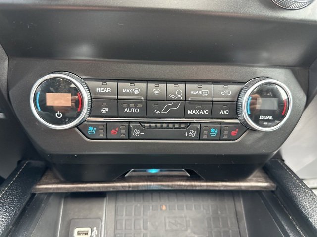 2019 Ford Expedition Limited photo 40