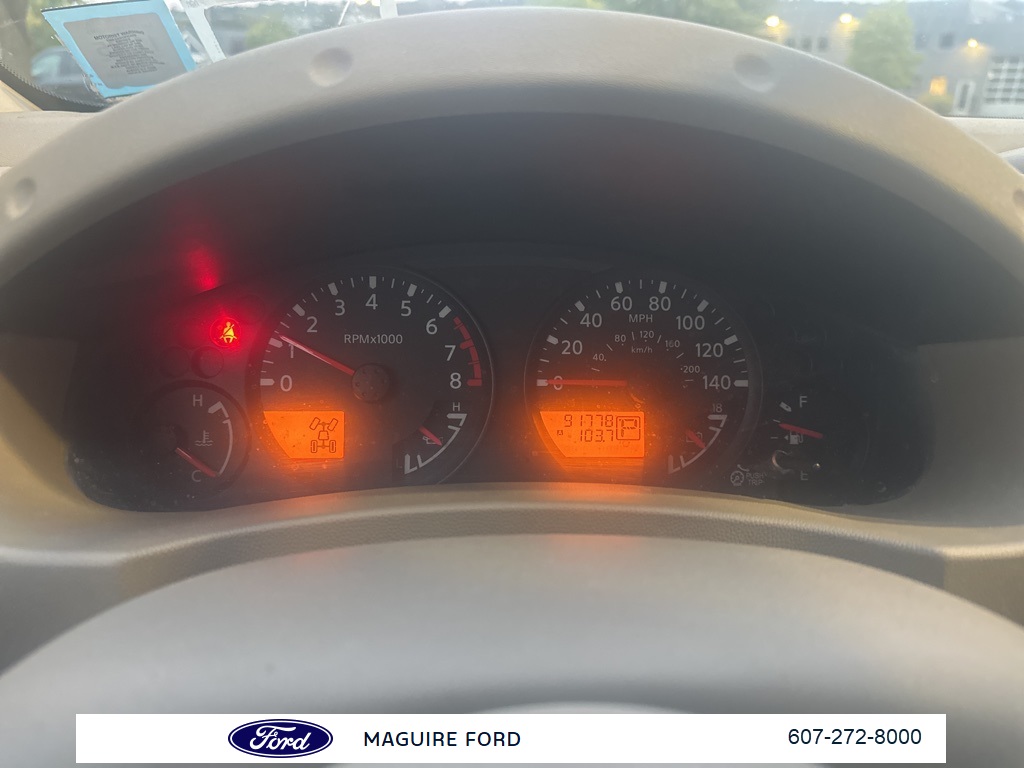 2015 Nissan Frontier SV Crew Cab photo 15