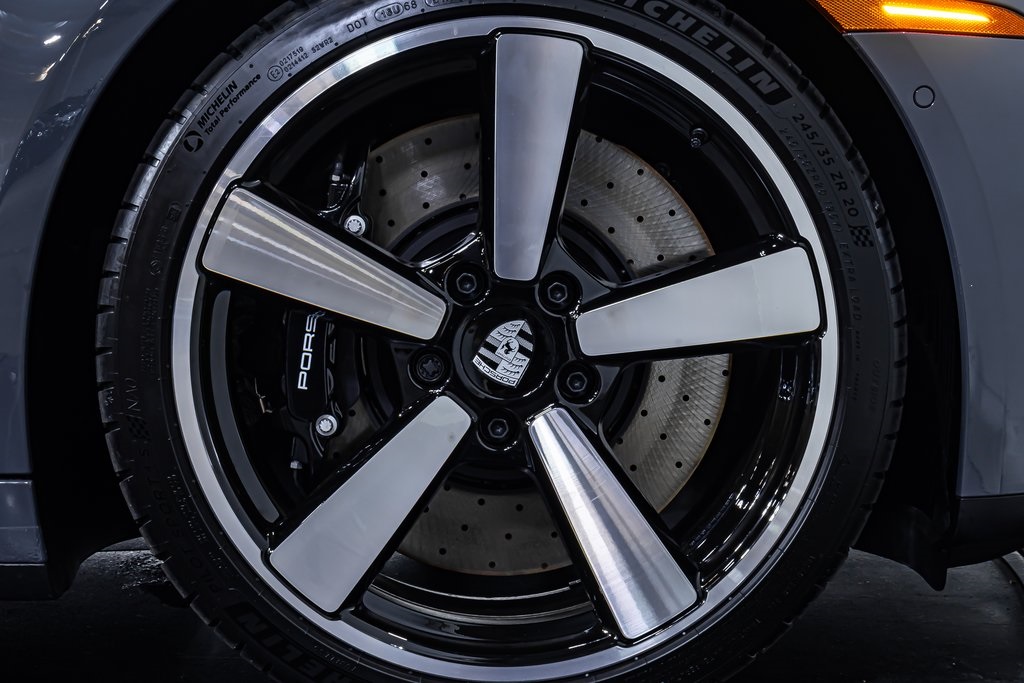2025 Porsche 911 S photo 23
