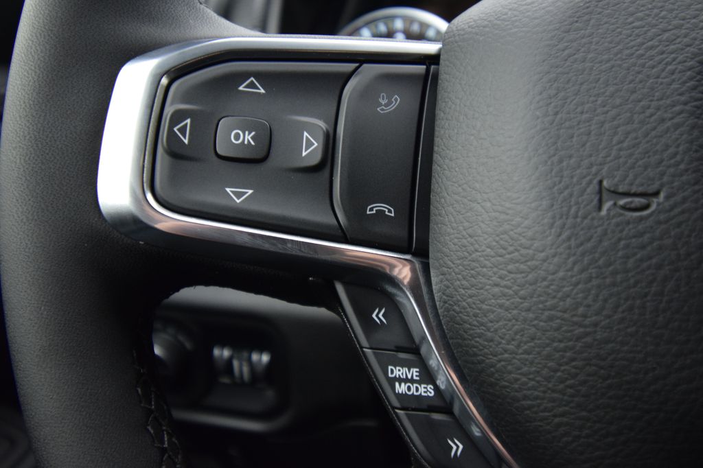2025 Ram 1500 Laramie photo 27