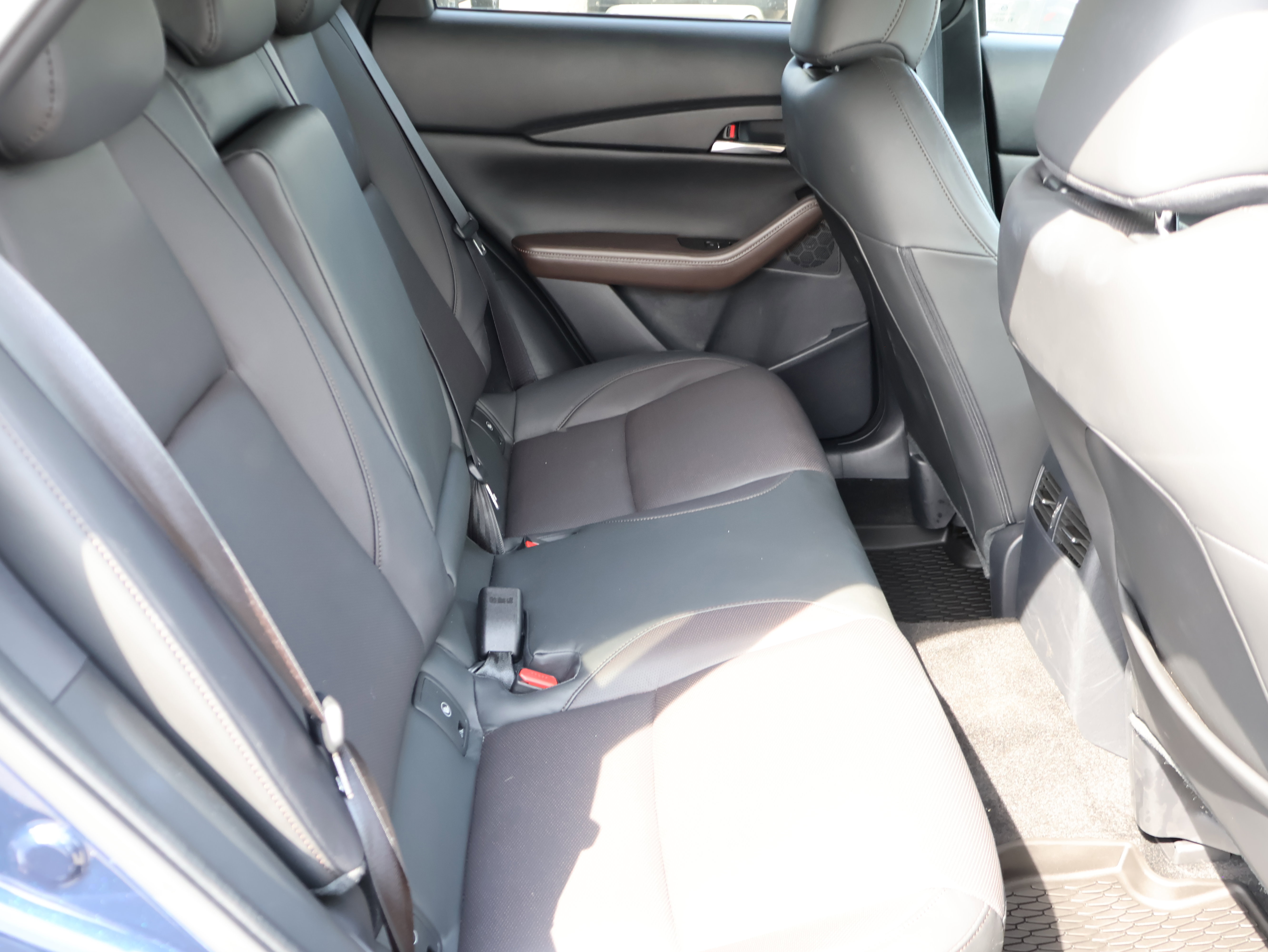2024 Mazda CX-30 2.5 Turbo Premium photo 9