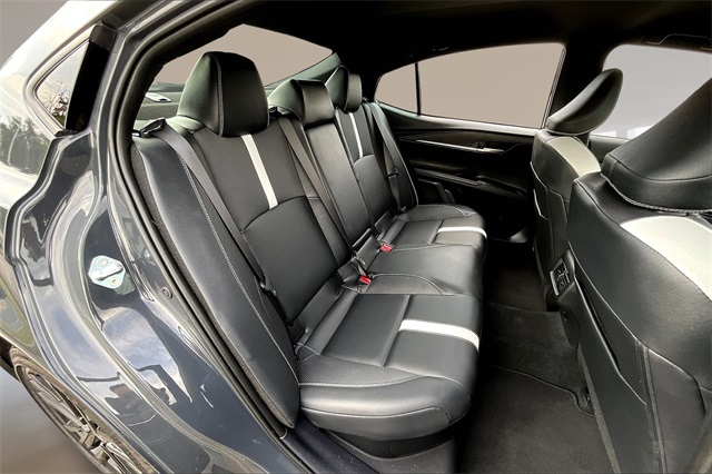 2025 Toyota Camry SE photo 27