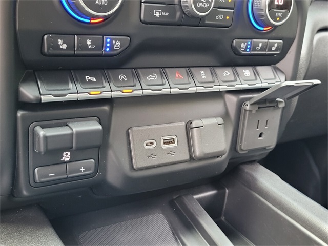 2021 Chevrolet Silverado 1500 LTZ photo 25