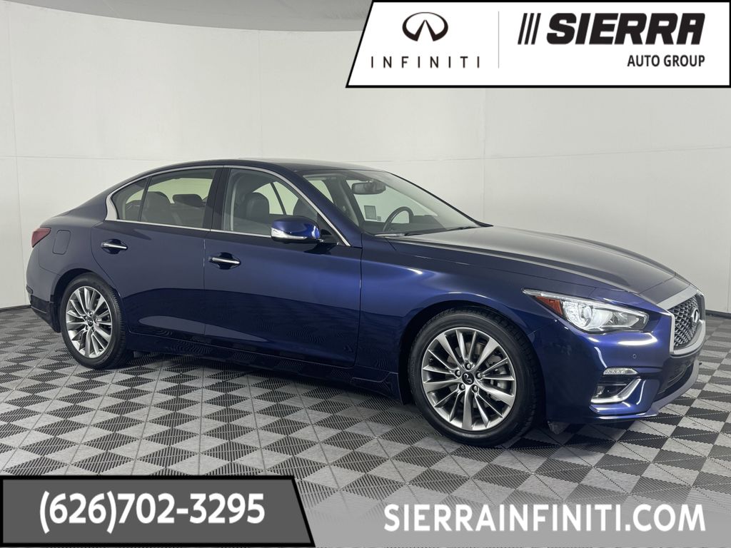 Used 2022 Blue INFINITI LUXE image 1