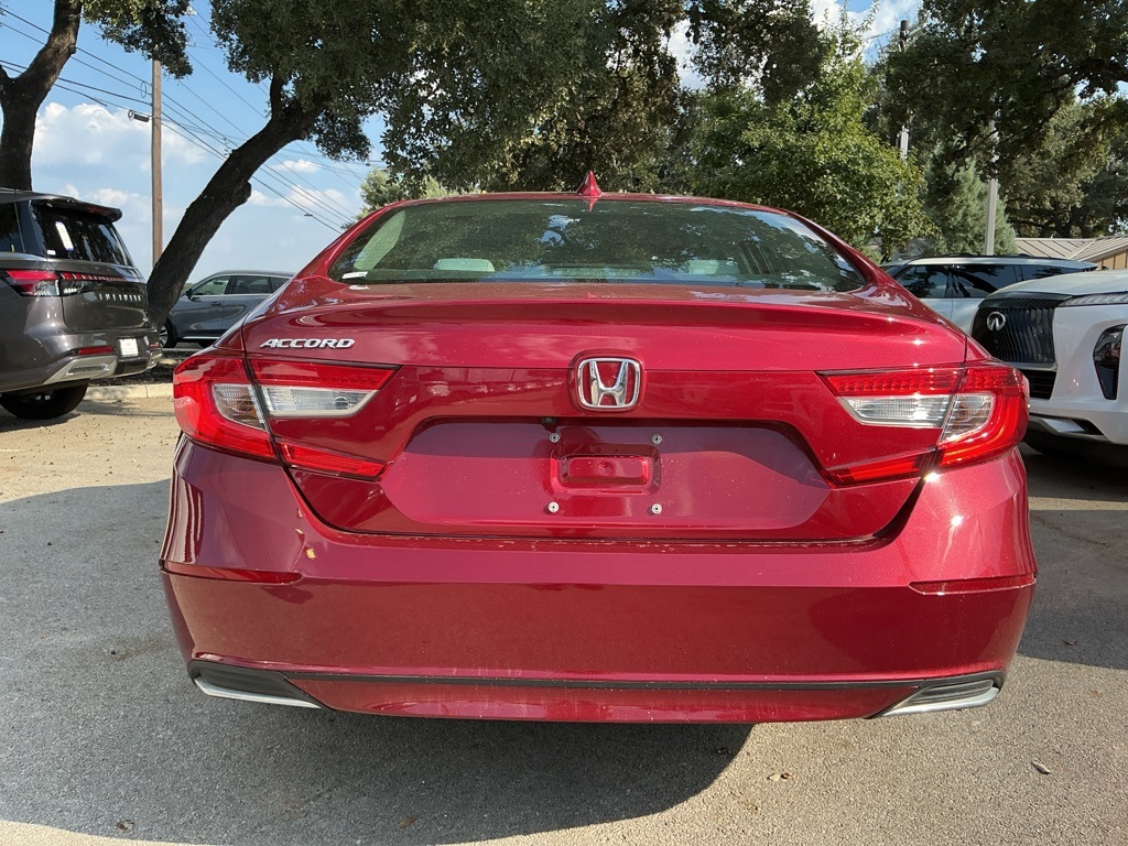2021 Honda Accord LX photo 4