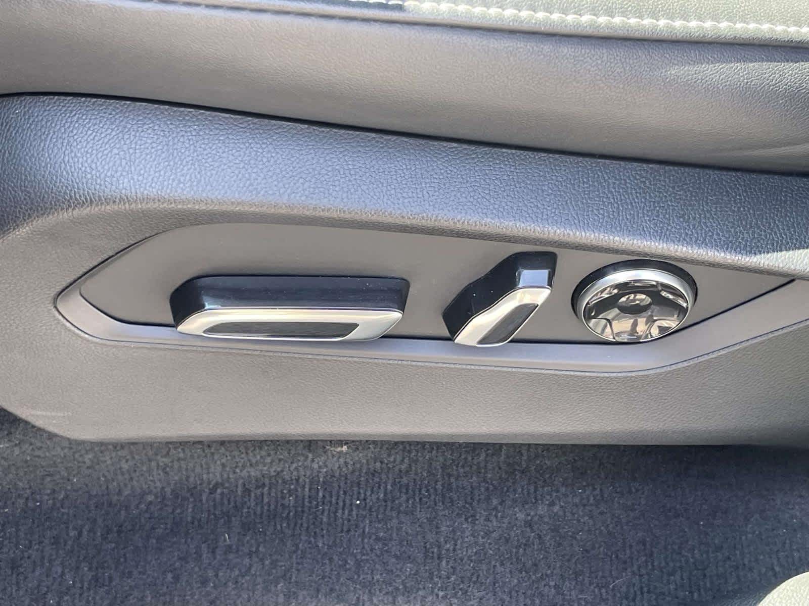 2022 Acura MDX Technology SH-AWD photo 14