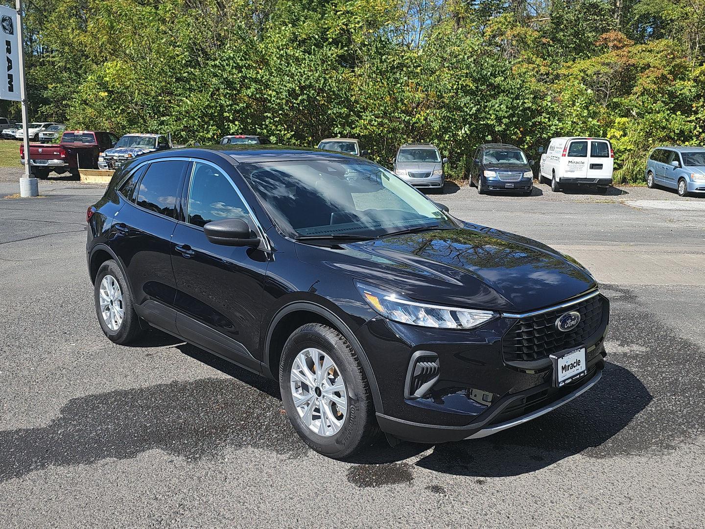 2023 Ford Escape Active photo 9