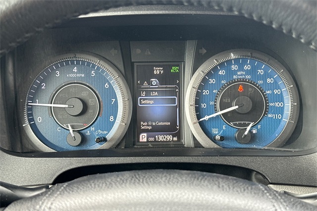 2018 Toyota Sienna XLE photo 25