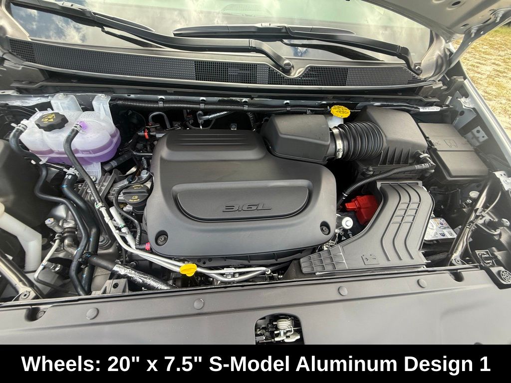 2026 Chrysler Pacifica Limited photo 23